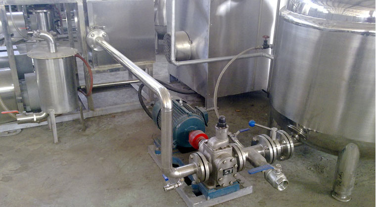 RCB不銹鋼保溫泵用戶現(xiàn)場 RCB不銹鋼保溫泵用戶現(xiàn)場